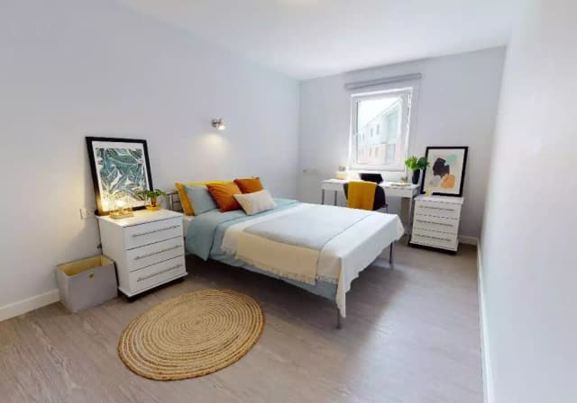 Silver 1 Bed Plus main photo