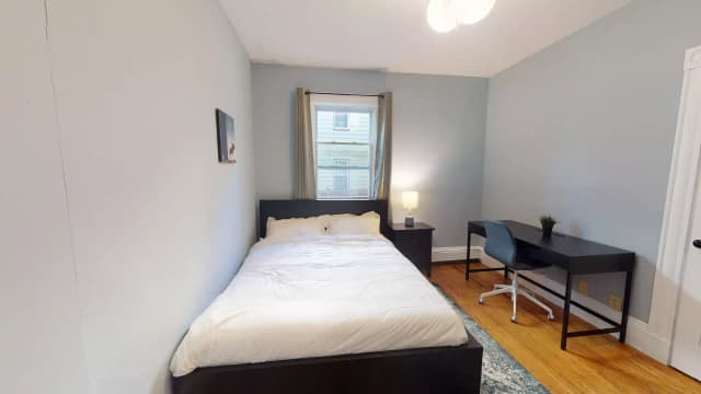 #421C : Allston main photo