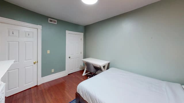 #834F : Allston main photo