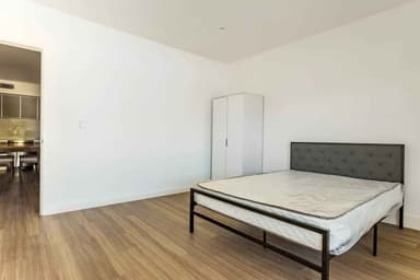 Place Preview main user avatar