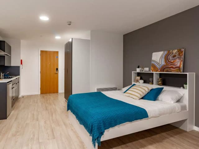 Skyline Platinum Studio main photo