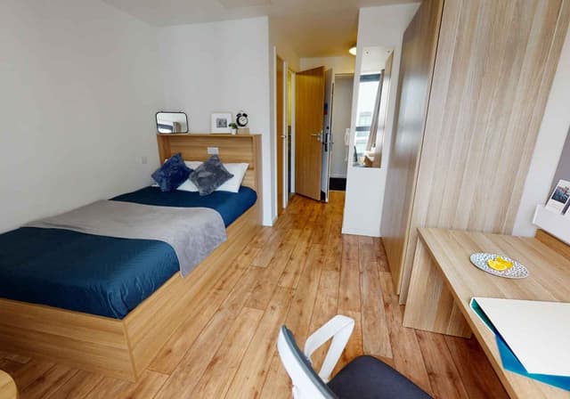 Bronze Studio main photo