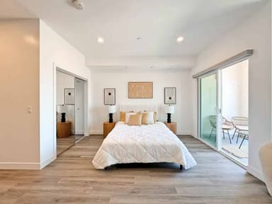 Place Preview main user avatar