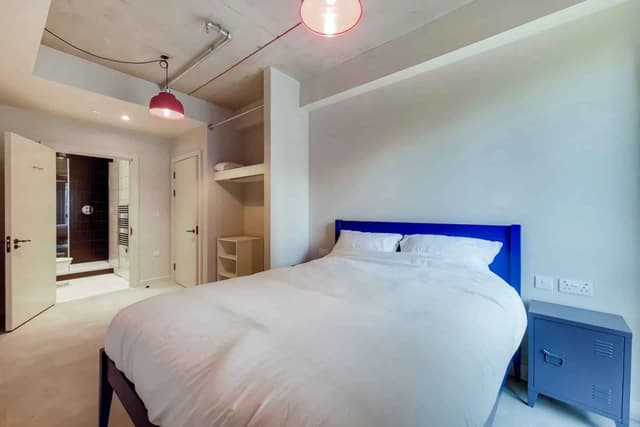 4 Bed Apartment main photo