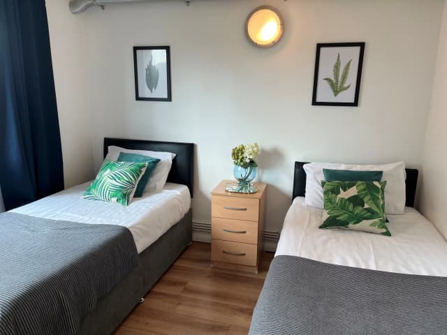 1 Bedroom Apartment main photo