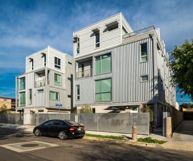 Place Preview main user avatar