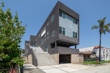 Place Preview main user avatar