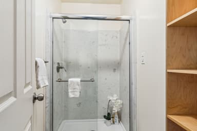 Place Preview main user avatar