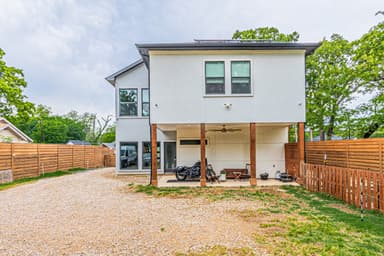 Place Preview main user avatar