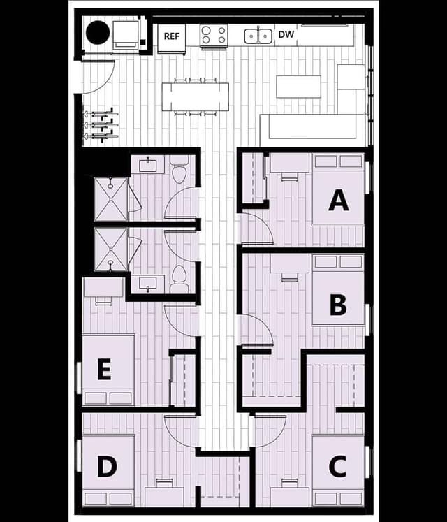 5 Bed 2 Bath main photo