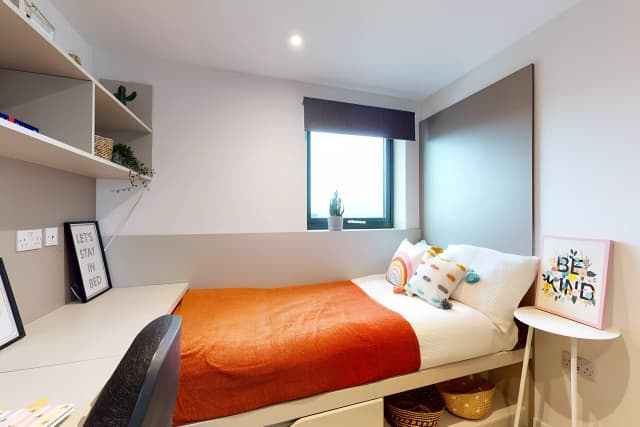 Bronze Ensuite Penthouse Level main photo