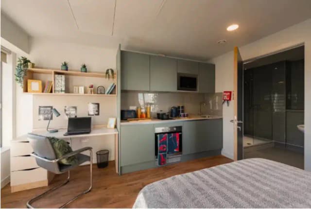 Gold Studio - Low Floor main photo