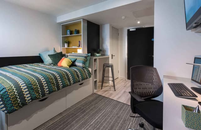 Bronze Studio main photo