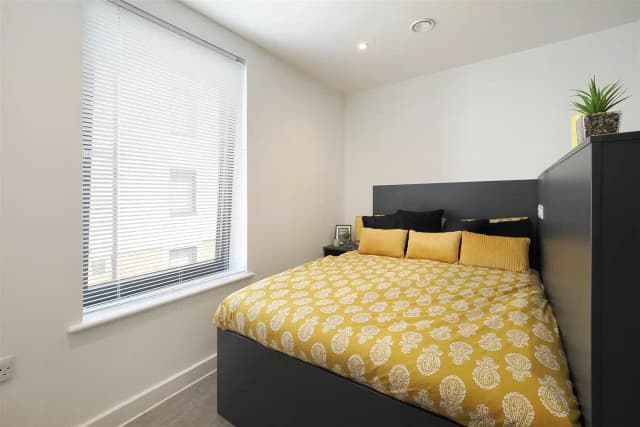 Studio Style A04 main photo