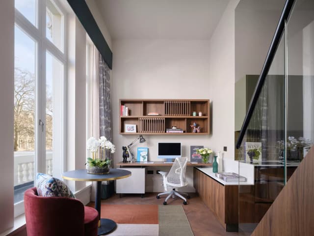 Superior Mezzanine main photo