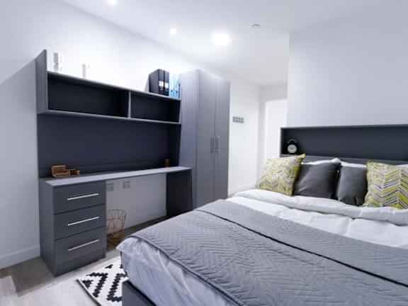 Premium En Suite main photo