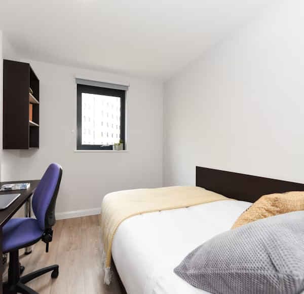 Ensuite Classic main photo