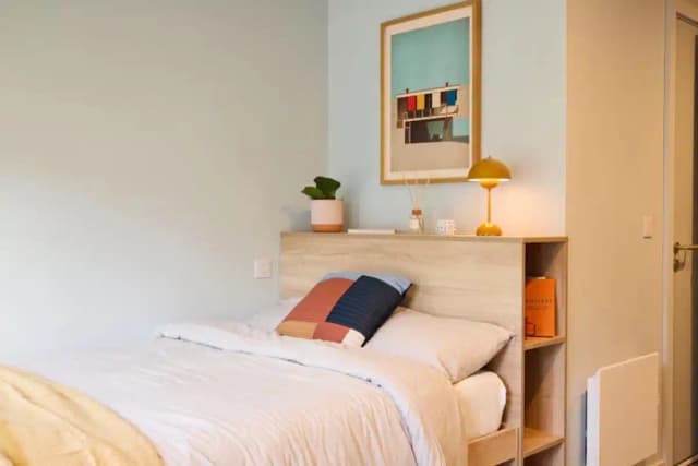 Classic Penthouse Ensuite main photo