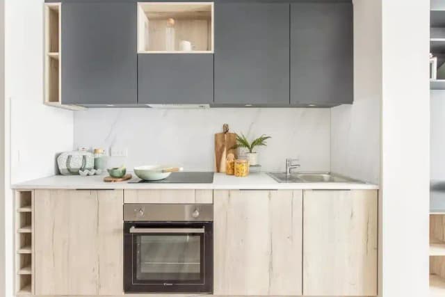 Social Studio - Mid Level main photo