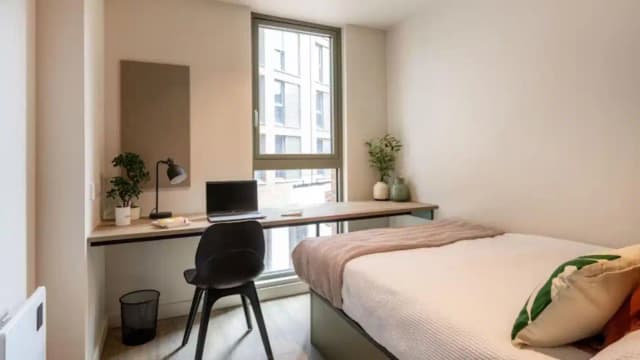 Classic Ensuite main photo