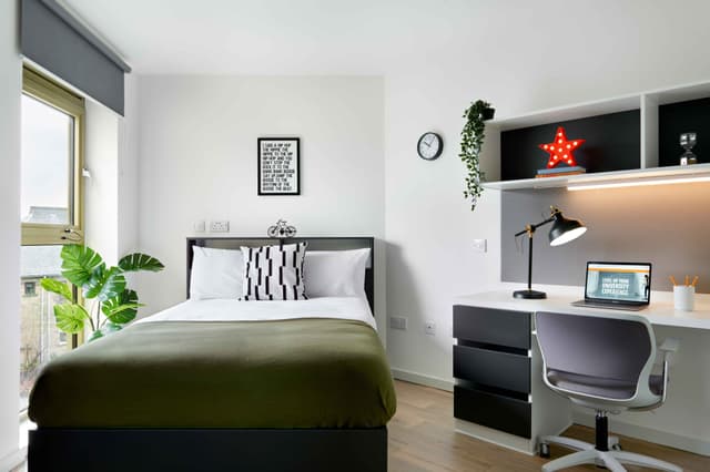 Accessible Premium Studio main photo