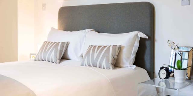 Two Bed Apartment Shared Mid Level main photo