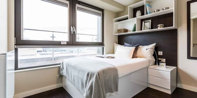 Two Bed Apartment Shared Mid Level main photo