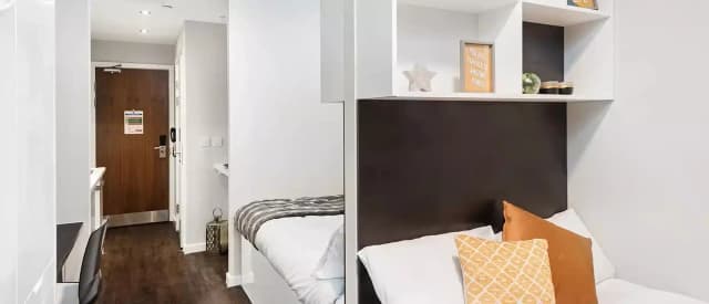 Twin Studio Shared Mid Level main photo