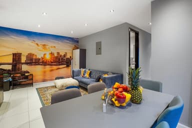 Place Preview main user avatar