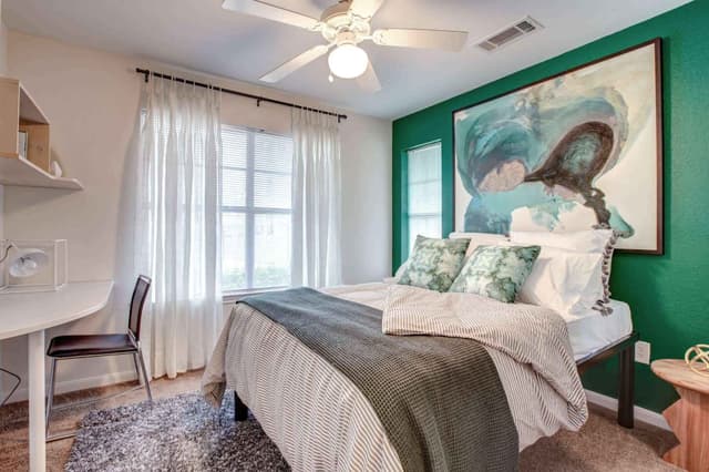 Private Room (4 Bed - 4 Bath) main photo