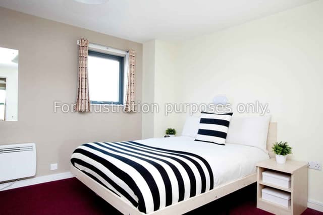 Classic Ensuite main photo