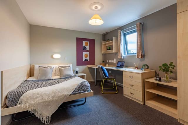 2 Bed Flat main photo