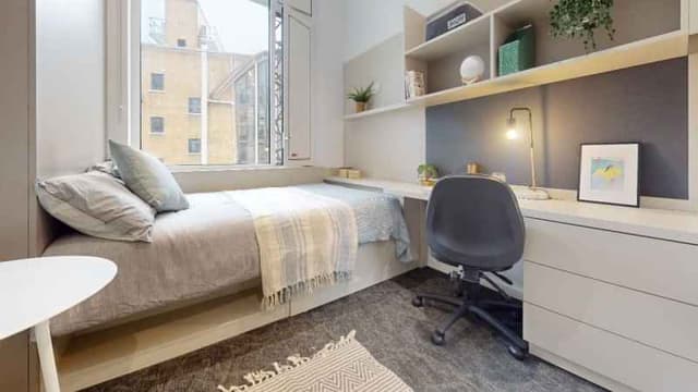 Platinum En Suite main photo
