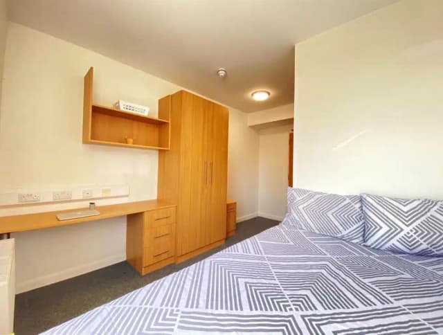 Classic Double Ensuite main photo