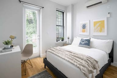 Place Preview main user avatar