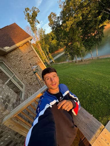 Profile Picture main user avatar