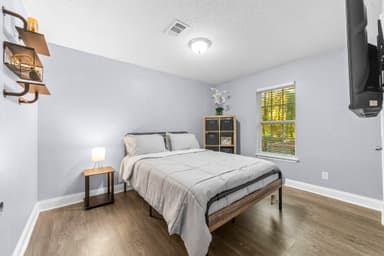 Place Preview main user avatar