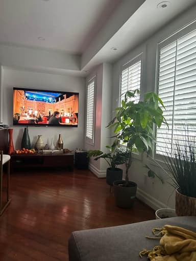 Place Preview main user avatar