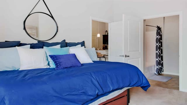 1B 1B - Private Room (1 bed 1 bath) main photo