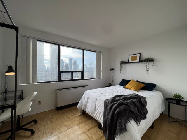 1910 Flex Room (3 Bed 2 Bath ) main photo