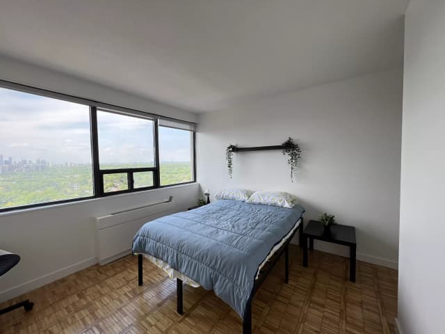 Lausanne Standard Room (3 Bed 2 Bath) main photo