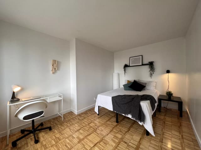 Lucerne Flex Room (3 Bed 2 Bath) main photo