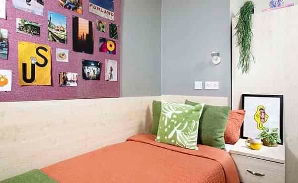 Classic Ensuite main photo