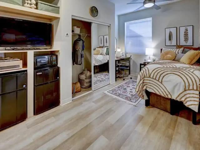 Room in 2 Bed - 1 Bath main photo