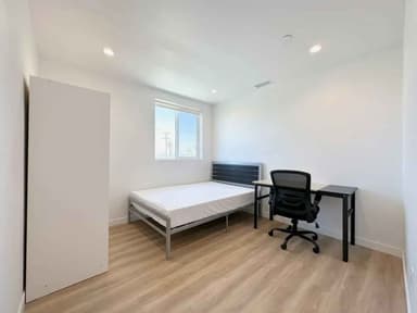 Place Preview main user avatar