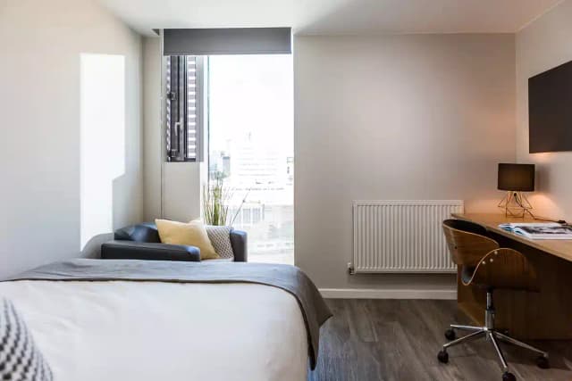 Bronze Studio Upper Level Premium View main photo