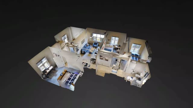 4 Bedrooms 2 Bathrooms Apartment main photo