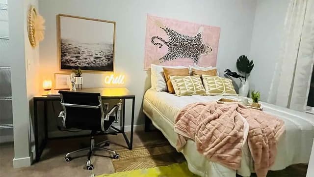 2 Bedroom - 2 Bathroom main photo