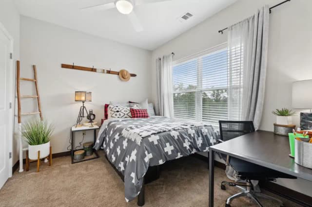 The Jordan 2x2 Corner - 2 Bed 2 Bath main photo