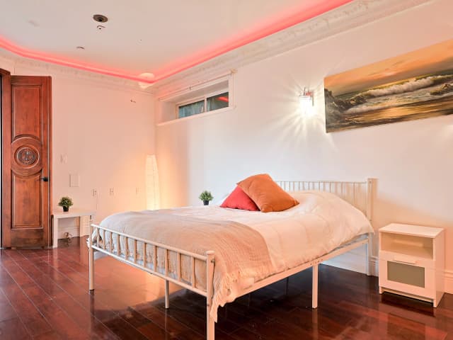 Siena Room (12 Bed 11 Bath) main photo